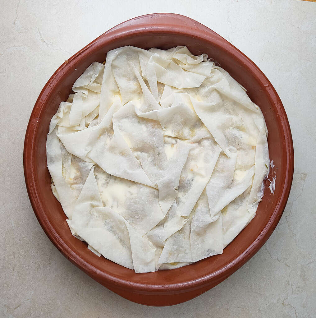 how to add the second layer of phyllo sheet